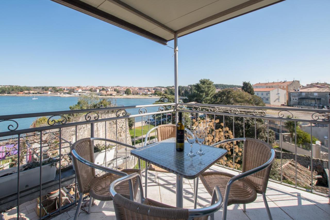 Historic Old Town With The View In Town Apartman *