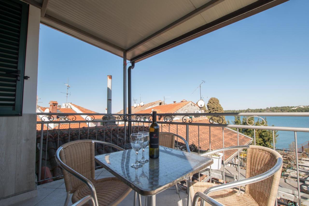 Historic Old Town With The View In Town Apartman Porec